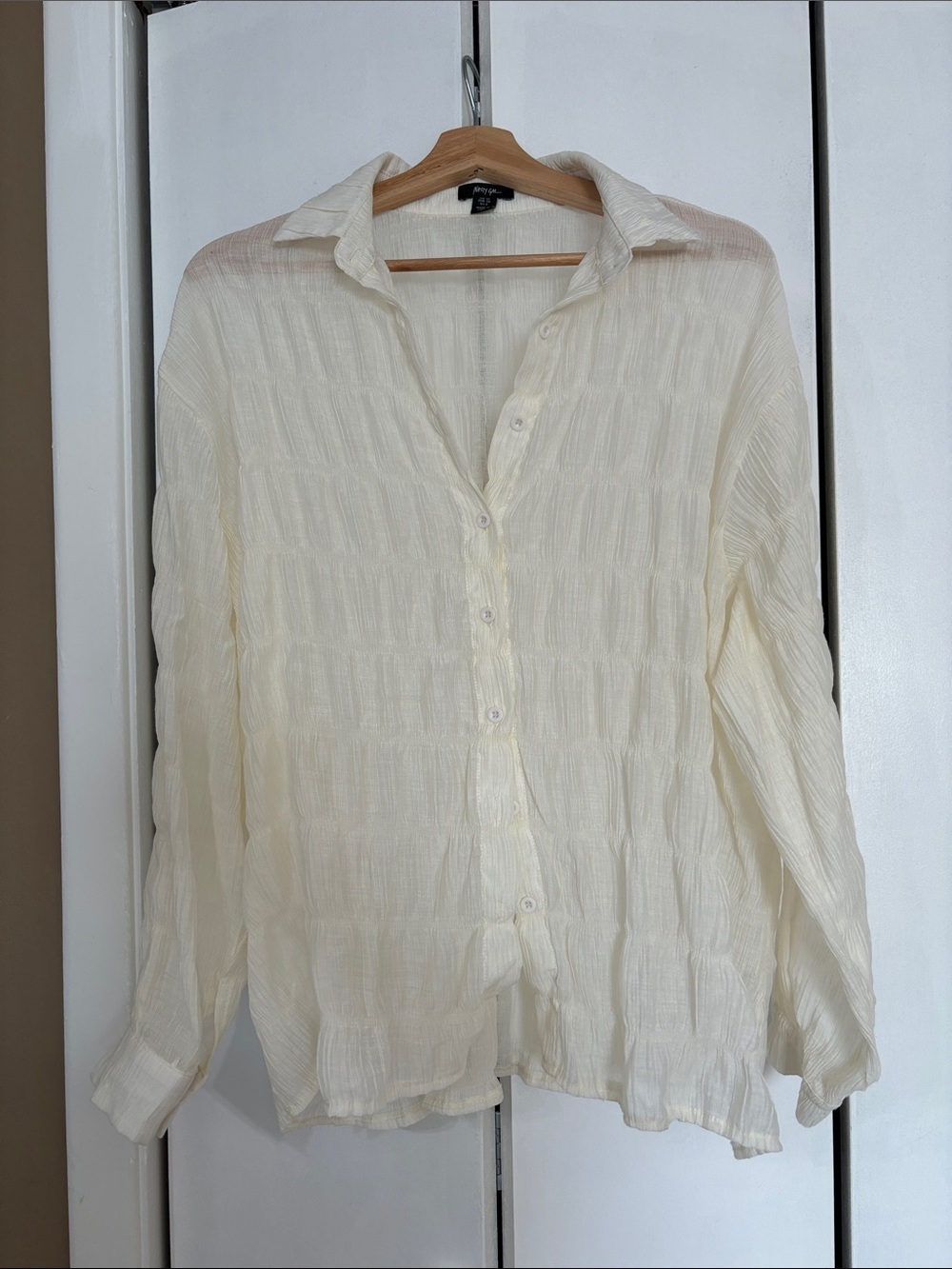 Nasty gal Light Cream lightweight gauzy Button-Down Women's Shirt